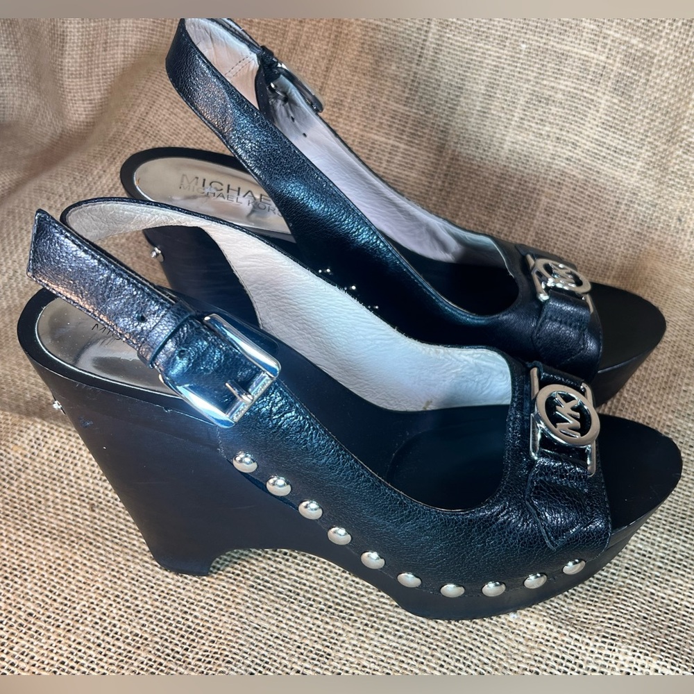 Michael Kors Black Leather silver studded open toe Wedge sling back Sandals - Picture 2 of 7